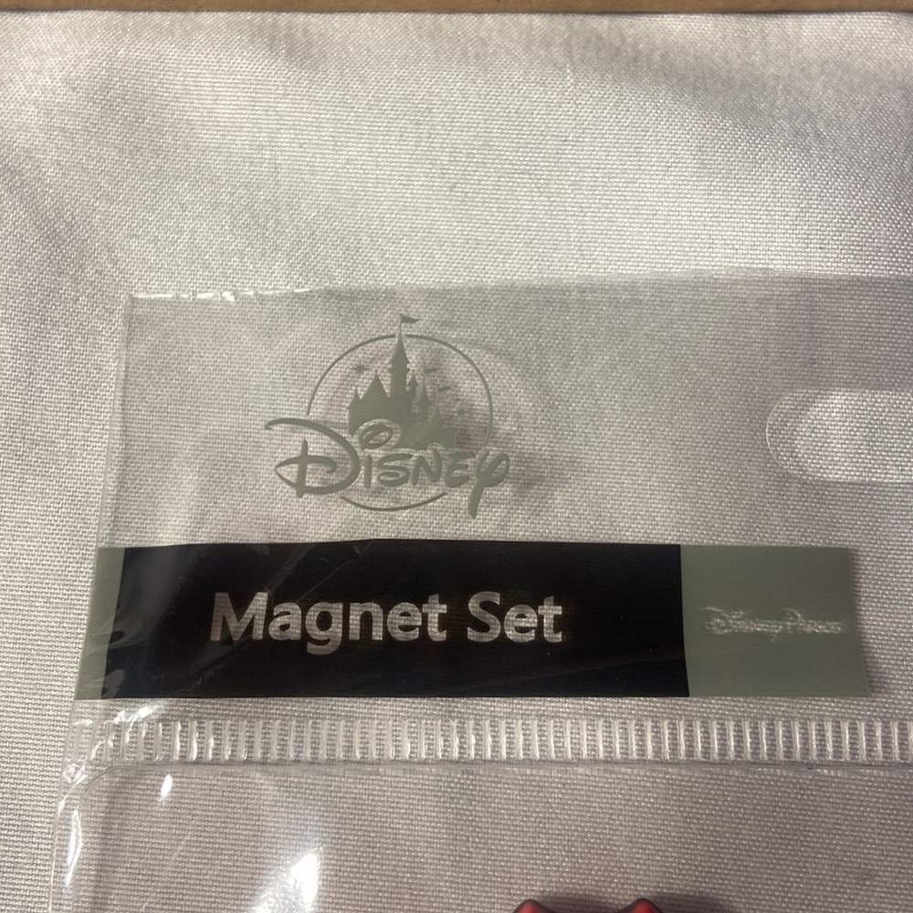 Disney Magnets - Picture 3 of 5